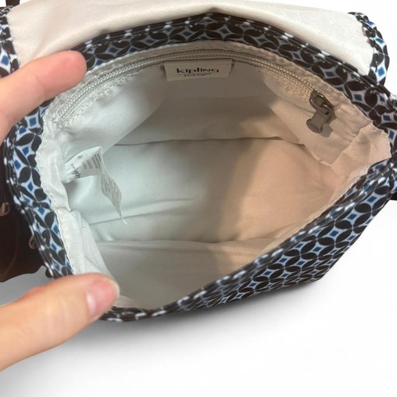 Kipling Sabian Crossbody Mini Bag blue and black pattern - Picture 4 of 7